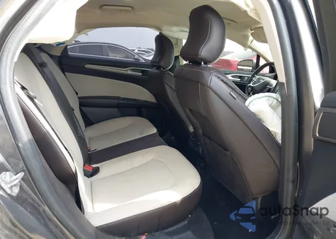 2019 Ford Fusion Se z USA, uszkodzony, nr VIN 3FA6P0HD8KR283169